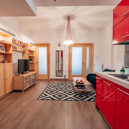Agia Sofia Luxury City Center Apartment Soluň Exteriér fotografie