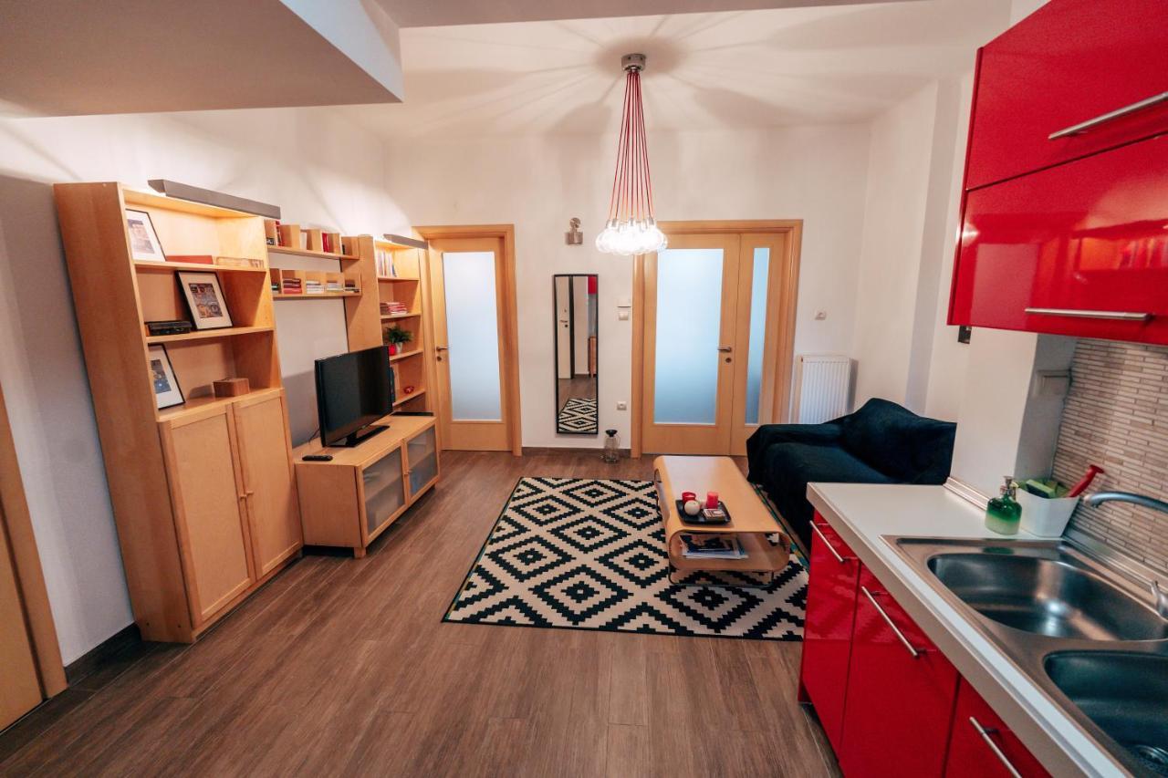 Agia Sofia Luxury City Center Apartment Soluň Exteriér fotografie