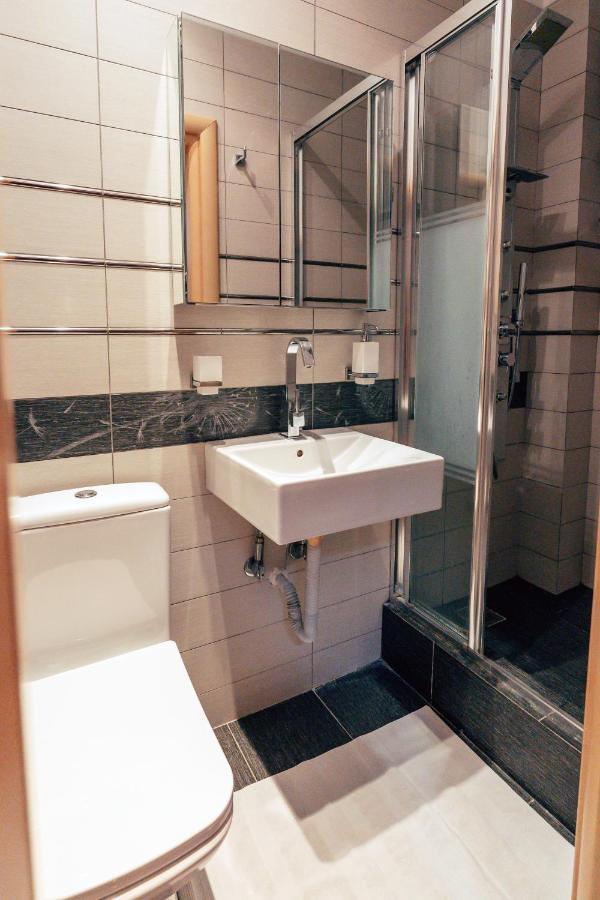 Agia Sofia Luxury City Center Apartment Soluň Exteriér fotografie